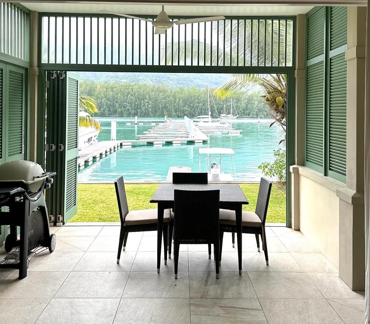 דירה Eden Island Luxury Accommodation