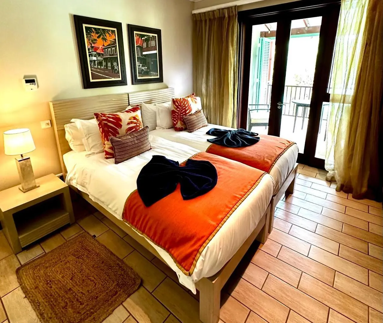 Eden Island Luxury Accommodation Apartment